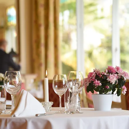 호텔 골프 르네 캅트