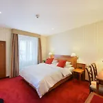 Golf René Capt 4*