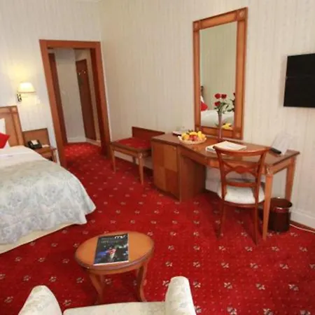 Hotel Golf René Capt 4*
